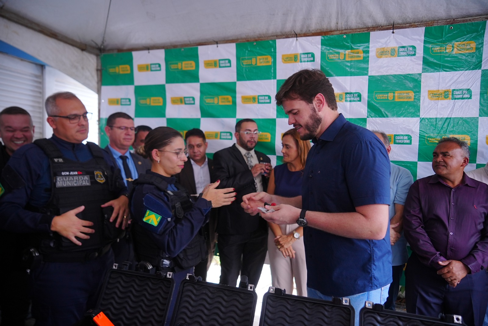 Guarda Civil Municipal de Campina Grande recebe equipamentos em cerimônia realizada na manhã desta terça-feira