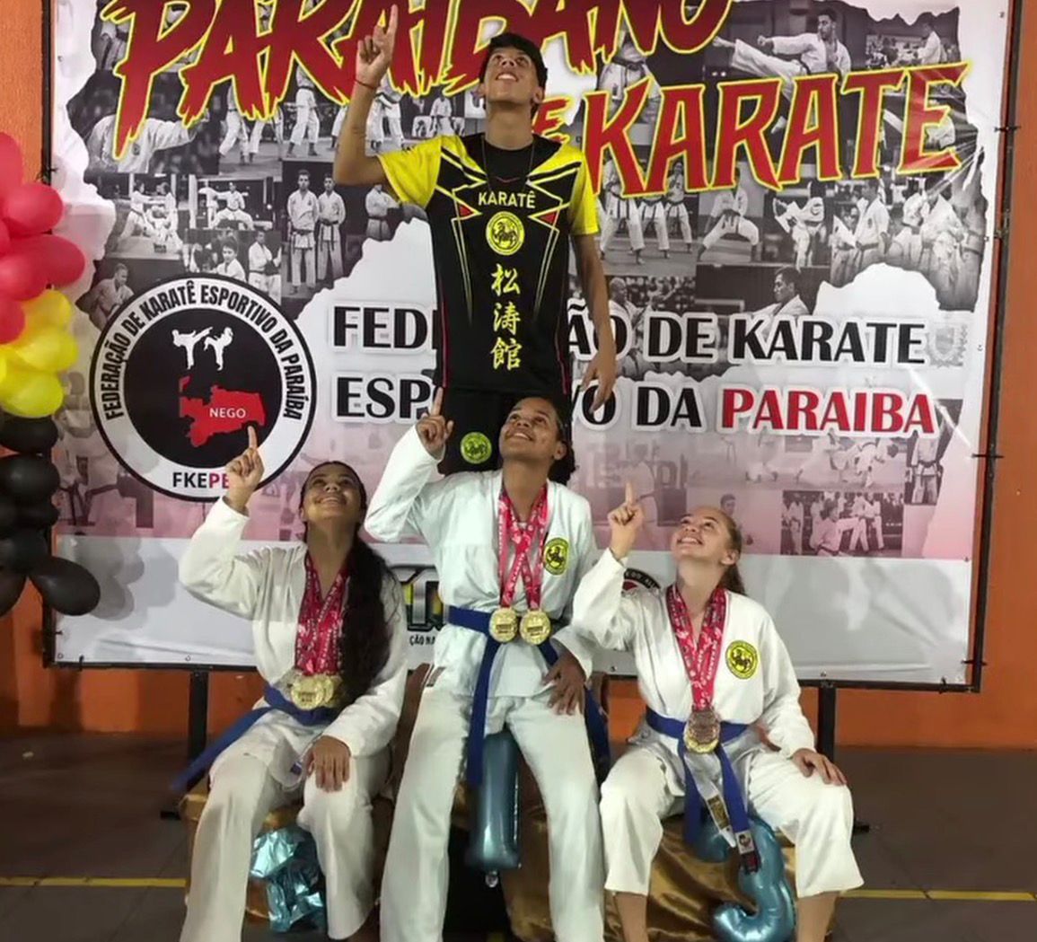 Equipe apoiada pela Prefeitura de Campina Grande é campeã paraibana de karatê esportivo