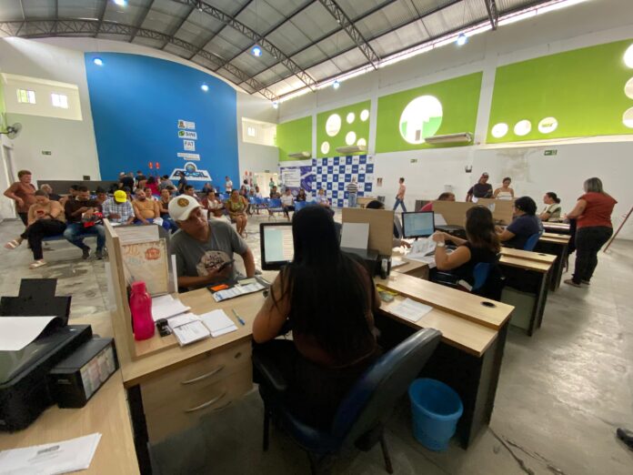 Prefeitura de Campina Grande encerra, nesta sexta-feira, as inscrições para vagas de trabalho temporário, durante O Maior São João do Mundo