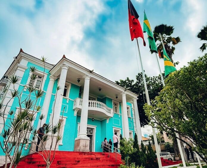 Gabinete do Prefeito articula restauração do Palácio do Bispo e transformação do local em centro cultural