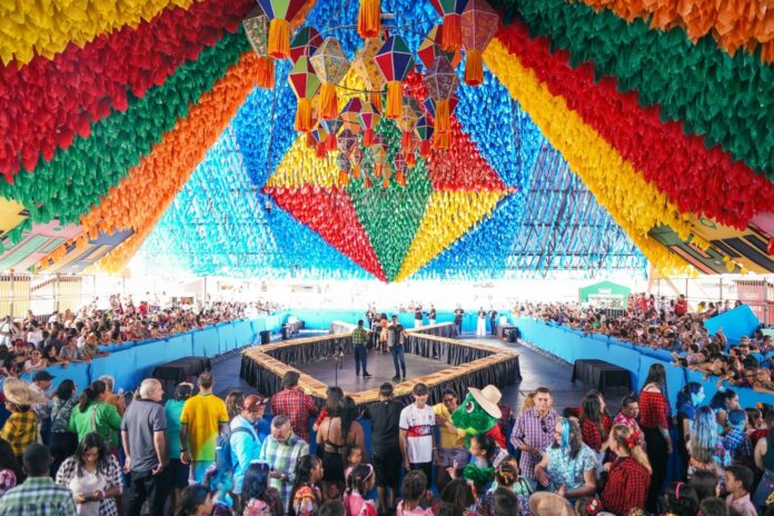 Reunião redefine a data para apresentação do Quadrilhão e do “Maior Bolo de Milho do Mundo” do São João de Campina Grande em 2026