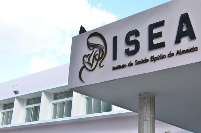 Serviço de fisioterapia do Banco de Leite do ISEA, em Campina Grande, é destaque em Encontro Nacional de Aleitamento Materno