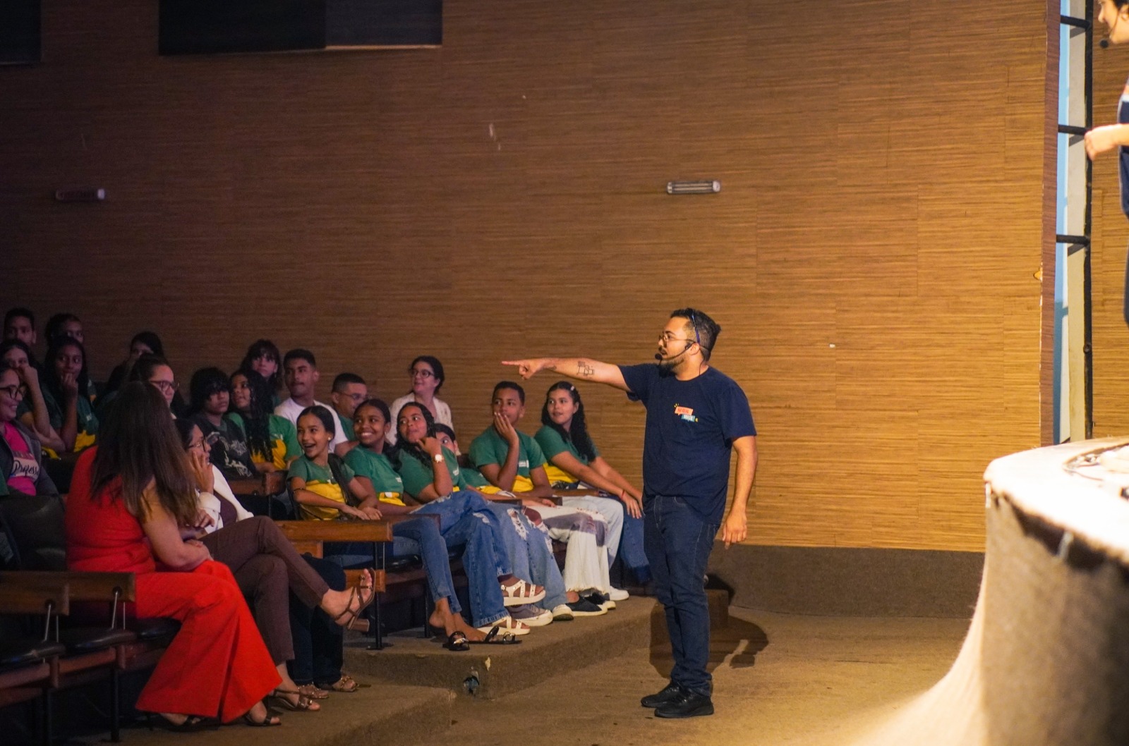 Seduc promove ação educativa com 400 estudantes sobre os riscos do consumo precoce de álcool, em parceria com o Instituto Aliança