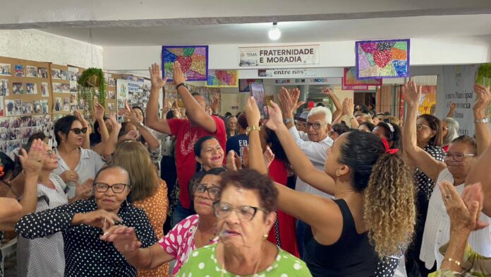 Anos 60: Alegria, homenagens e muito carinho marcam festa no CMCI, da Prefeitura de Campina Grande