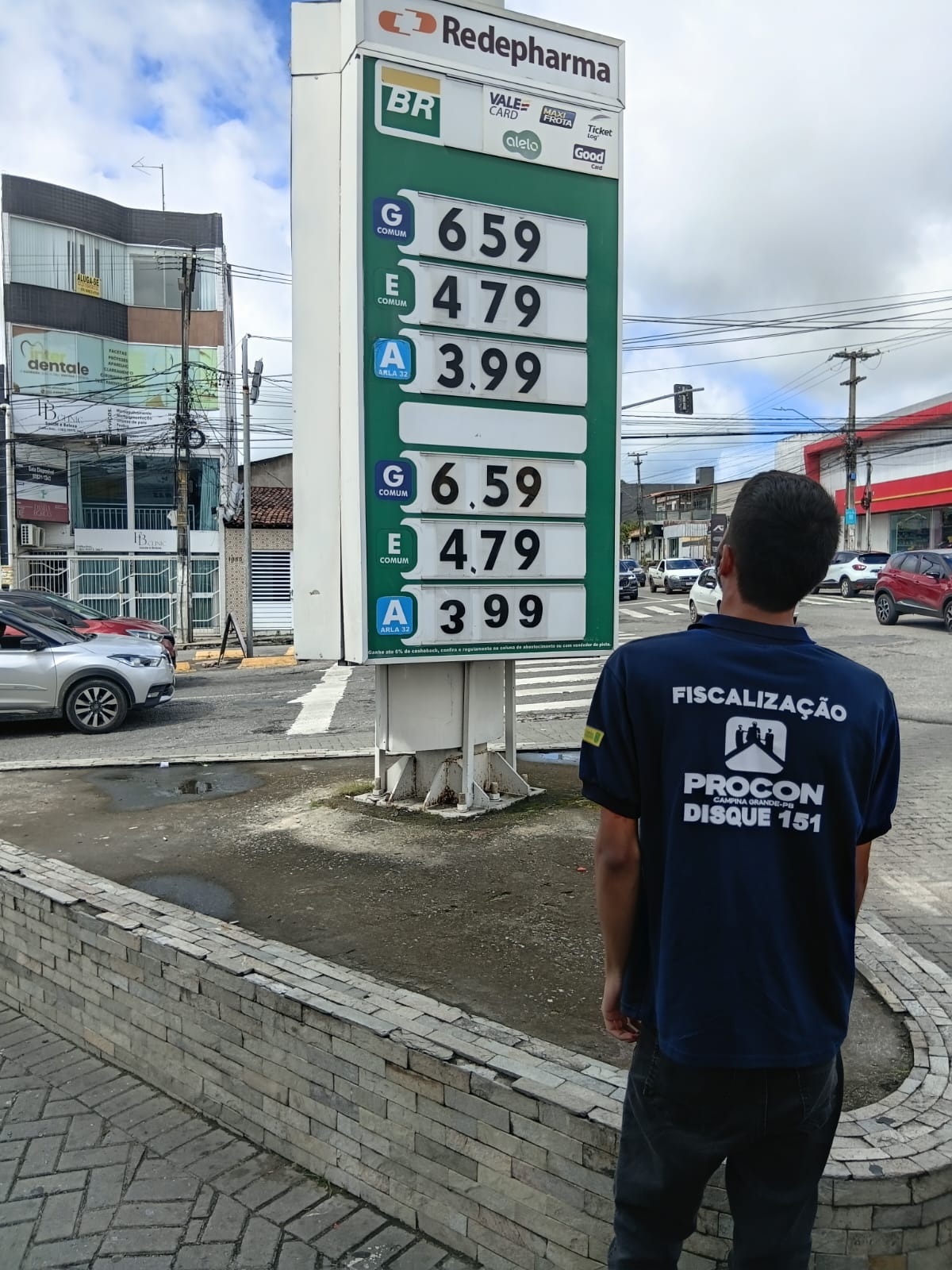 Pesquisa do Procon-CG revela variação de 33% no valor do etanol em Campina Grande