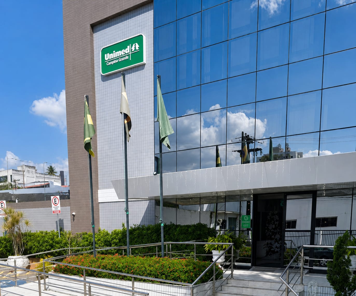 Procon-CG multa Unimed e administradora de benefícios em R$ 60 mil por recusa injustificada em contratação de plano de saúde