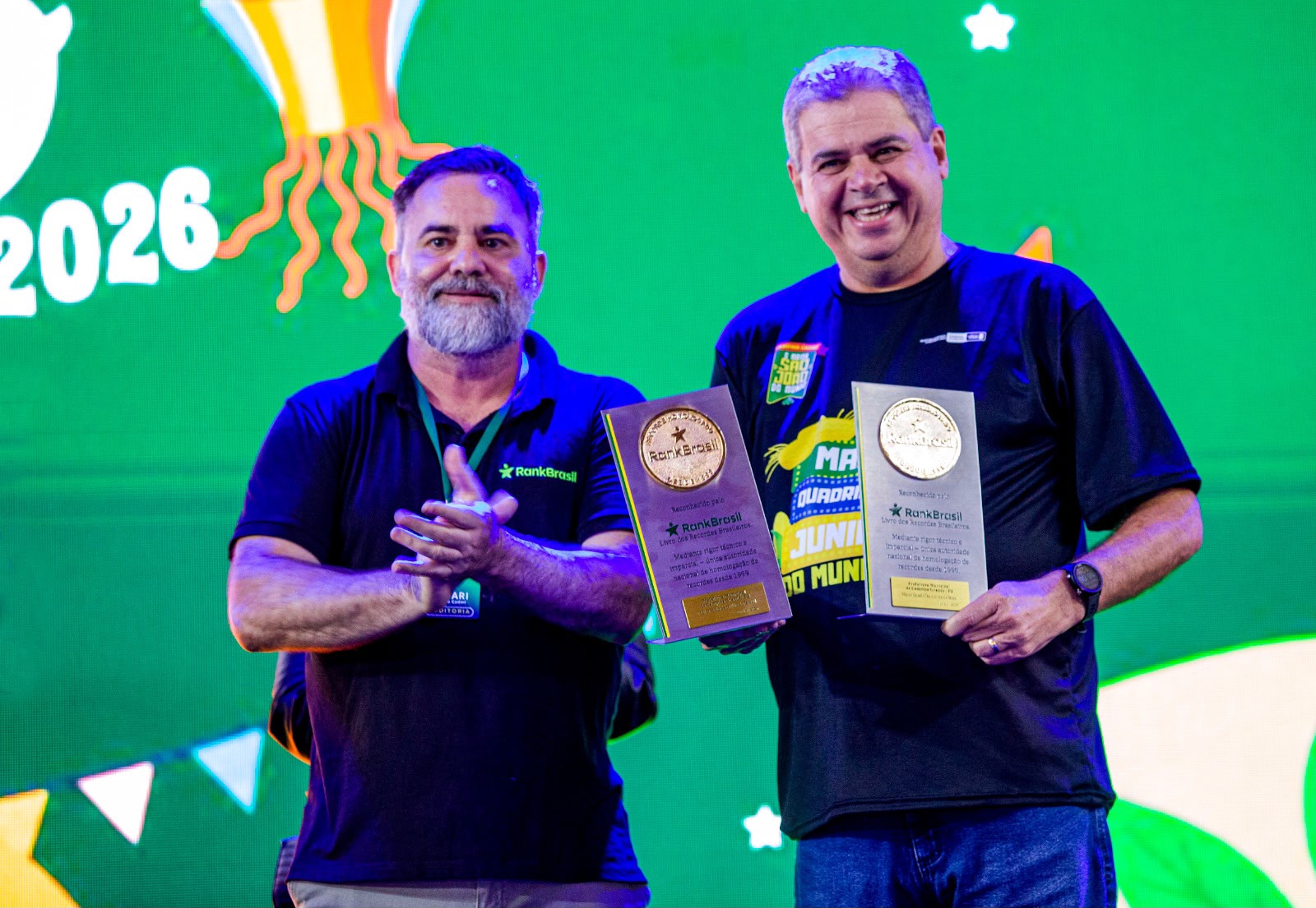 Vice-prefeito Alcindor Villarim prestigia cerimônia que oficializa recordes do Maior Bolo de Milho do Mundo e do Maior Quadrilhão Junino do Mundo