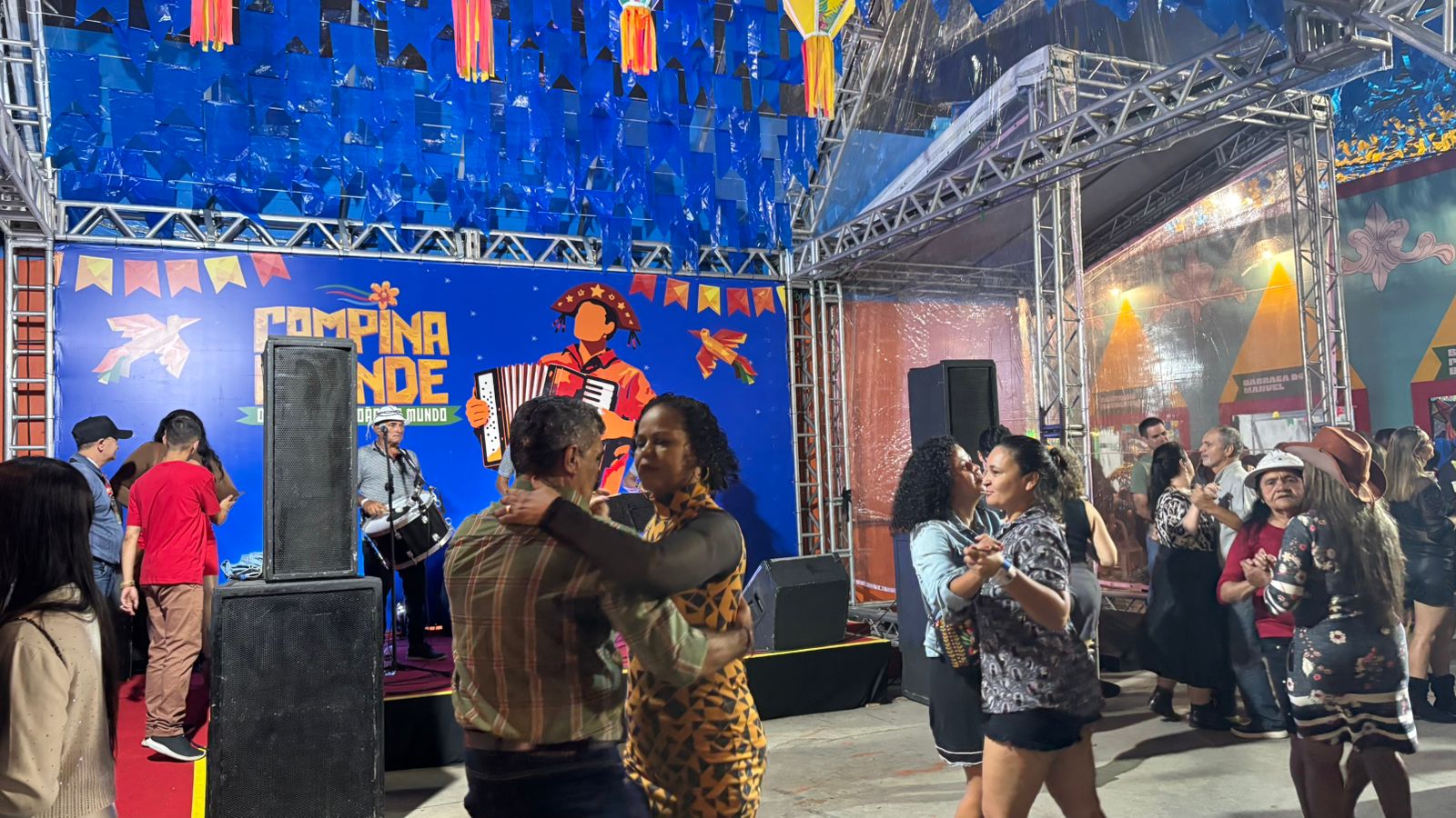 O Maior São João do Mundo: mais uma segunda-feira com programação cultural nos palcos do Parque do Povo