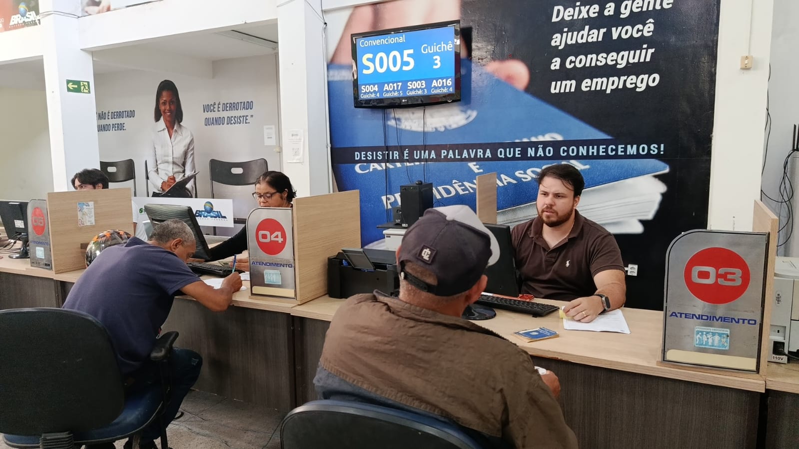 Campina Grande oferece 1.562 vagas de emprego, conforme sistema de cadastro do Sine Municipal