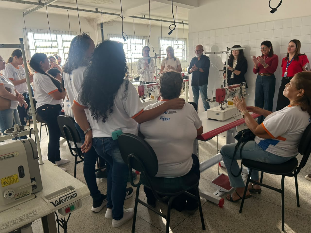 Parceria entre Prefeitura de Campina Grande e FIEP certifica mulheres dos CRAS em curso de corte e costura