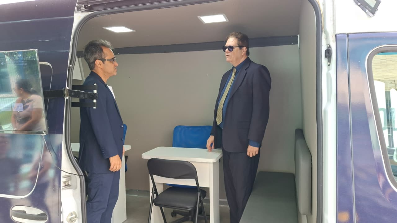 Em visita ao Procon-CG, juiz conhece avanços no atendimento e destaca a atuação pedagógica do órgão