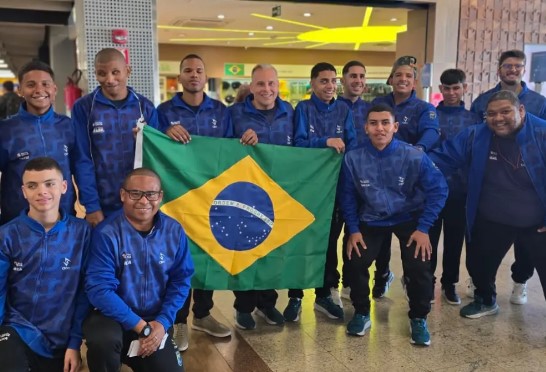Paratletas e professor do Centro de Referência Paralímpico conquistam títulos internacionais no futebol de cegos