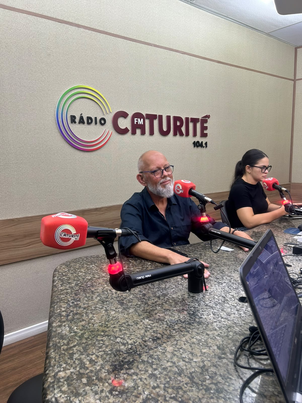 Secretário de Assistência Social destaca ações realizadas pela pasta durante entrevista na Caturité FM