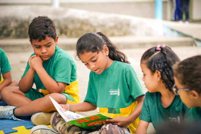 Mais de 80% das escolas municipais de Campina Grande melhoram desempenho no IDEB 2025, com crescimento expressivo e consolidação da recuperação da aprendizagem