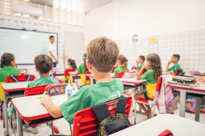 Campina alcança a melhor nota de sua história no IDEB e registra crescimento em todos os indicadores da educação municipal