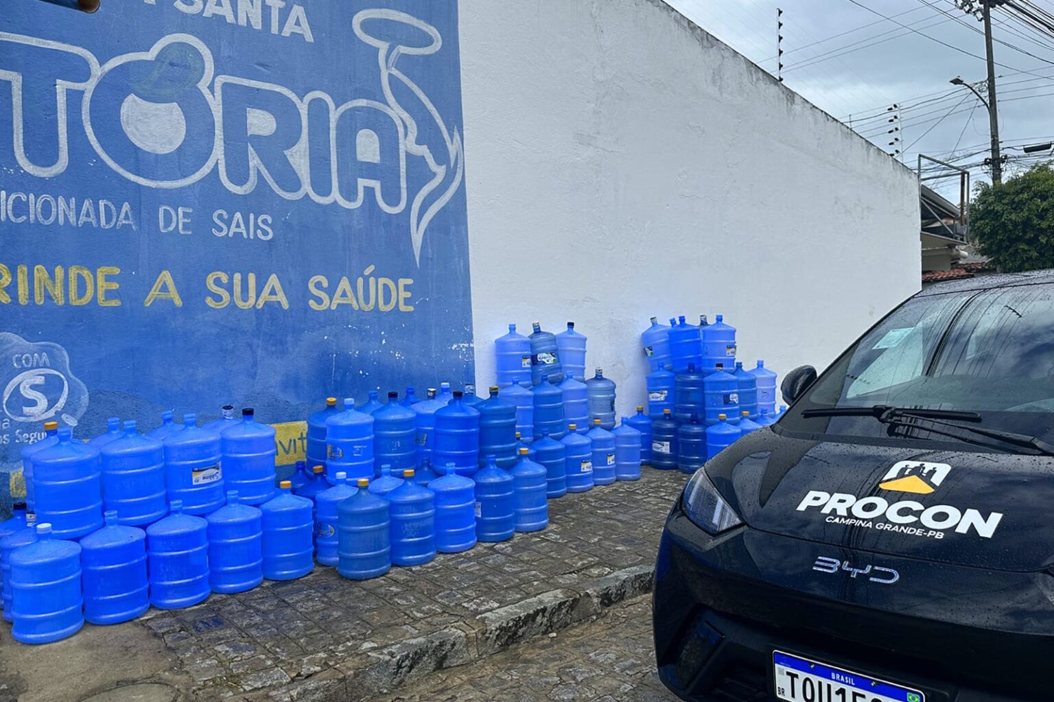 Procon de Campina Grande aponta variação de até 87,5% no preço da água mineral
