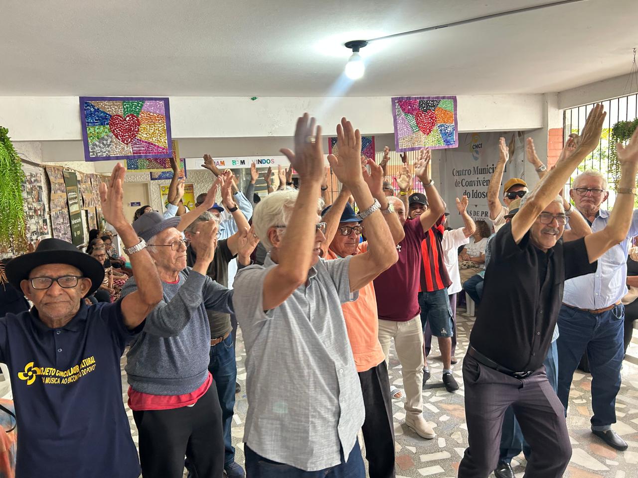 Centro de Convivência do Idoso da Prefeitura de Campina Grande realiza festa em alusão ao Dia dos Pais
