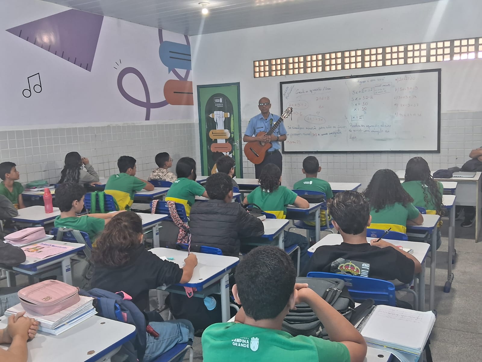 “Paz pela Paz na Escola” chega à Escola Municipal Estudante Leonardo Vitorino