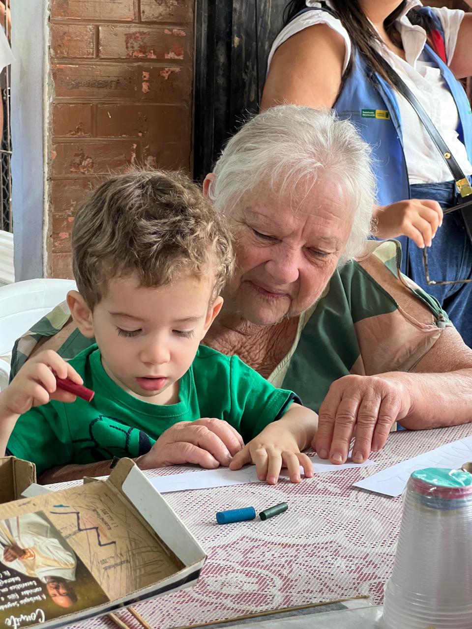 XV Semana do Bebê é encerrada com encontro intergeracional entre idosos e crianças