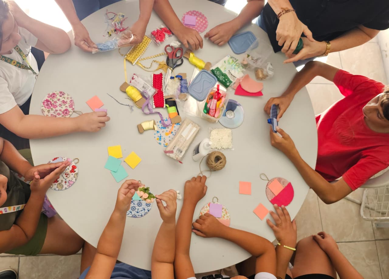 Oficina de arte promove inclusão e novas experiências para usuários do CAPS I Viva Gente