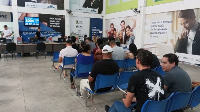 Campina Grande oferece 972 vagas de emprego, conforme sistema de cadastro do Sine Municipal