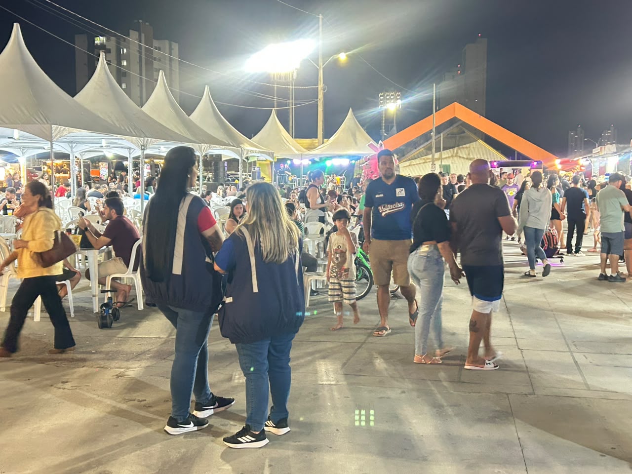 Equipes da Assistência Social realizam trabalho de busca ativa e monitoramento na 4ª edição do PP Food no Parque do Povo