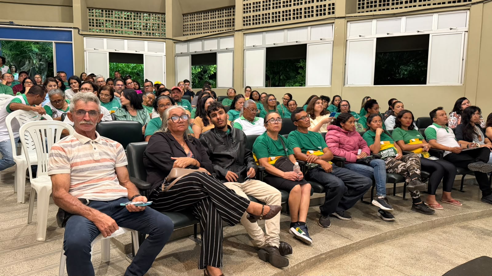 Estudantes da EJA de Campina Grande conhecem oportunidades de formação técnica no IFPB